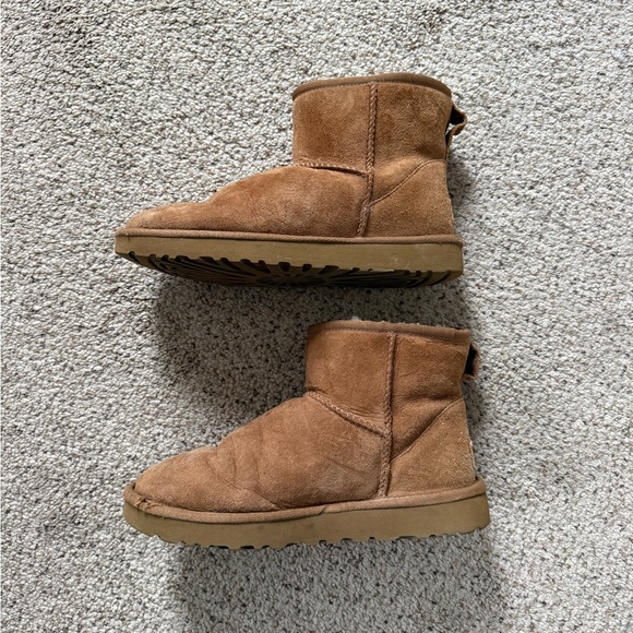 UGG mini - Picture 2 of 4